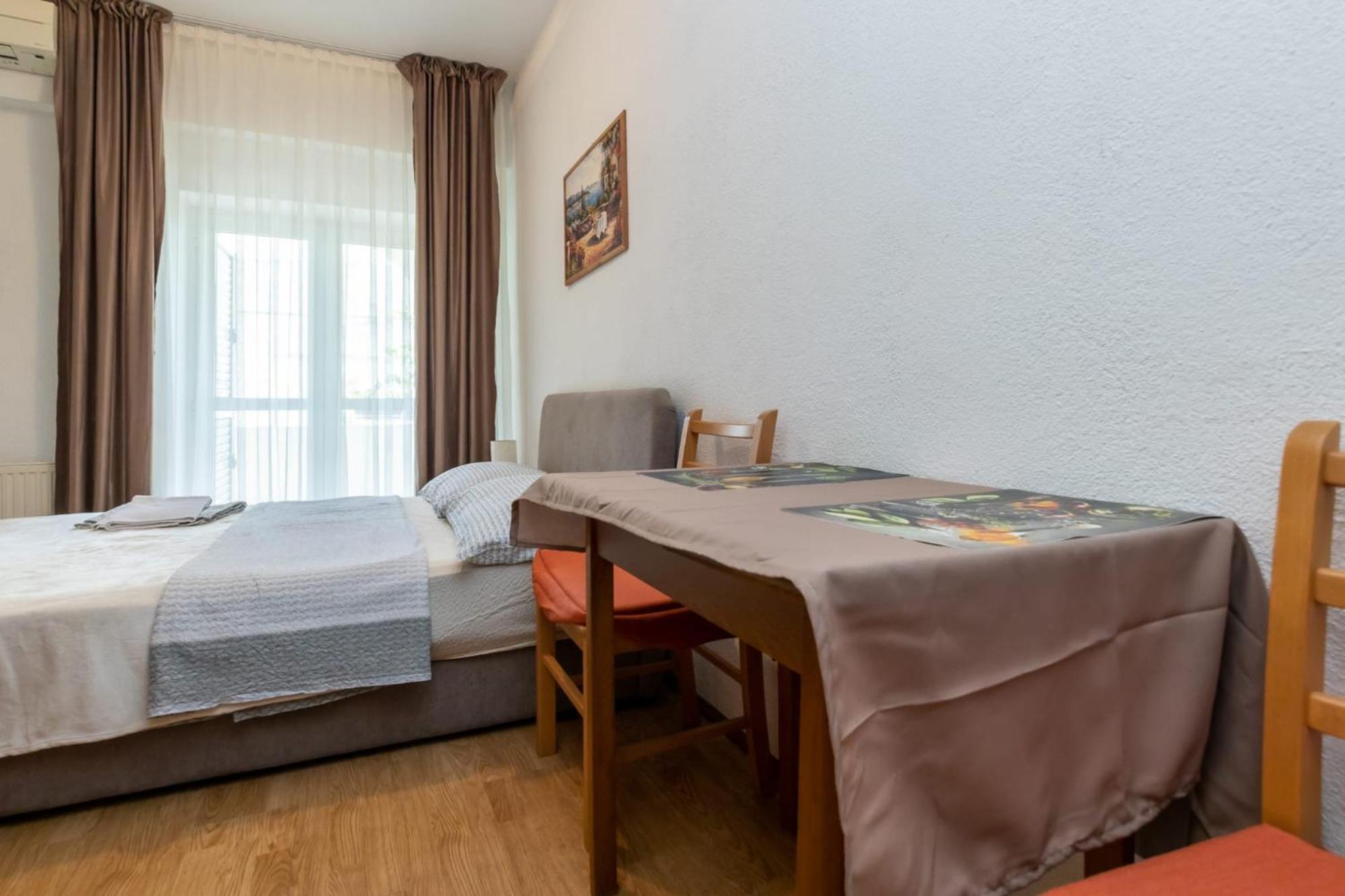 Apartments Dino Kastela Luaran gambar