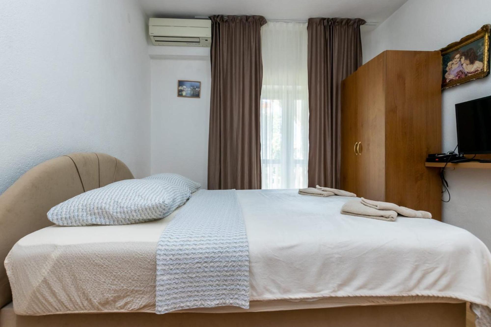 Apartments Dino Kastela Luaran gambar