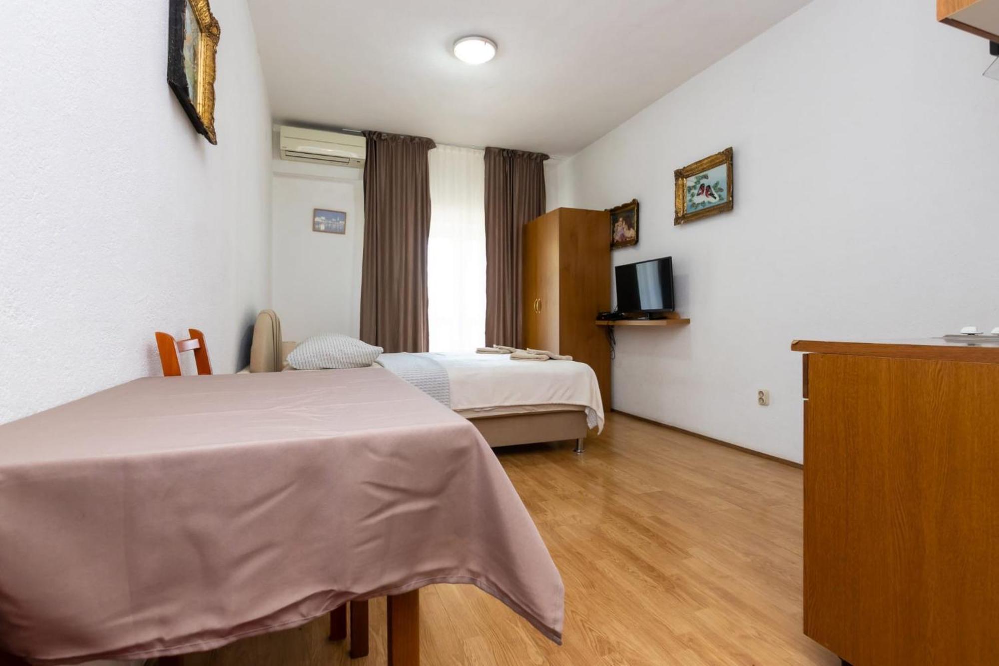 Apartments Dino Kastela Luaran gambar