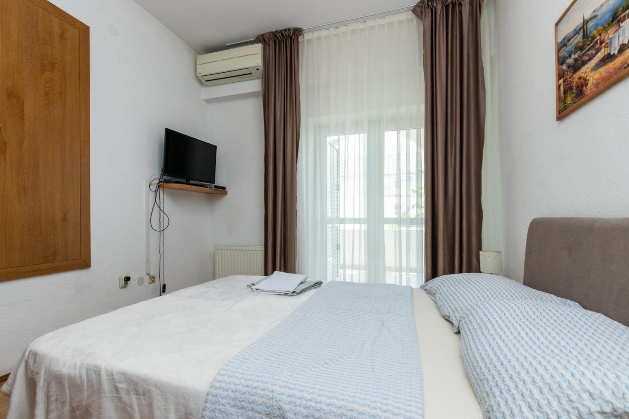 Apartments Dino Kastela Luaran gambar
