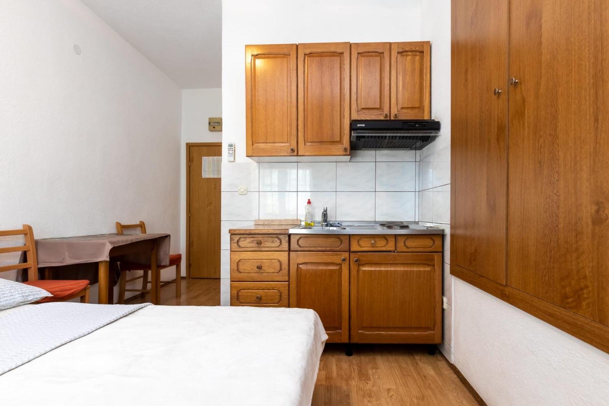 Apartments Dino Kastela Luaran gambar