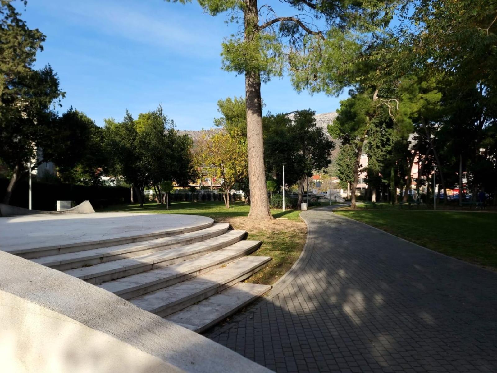 Apartments Dino Kastela Luaran gambar